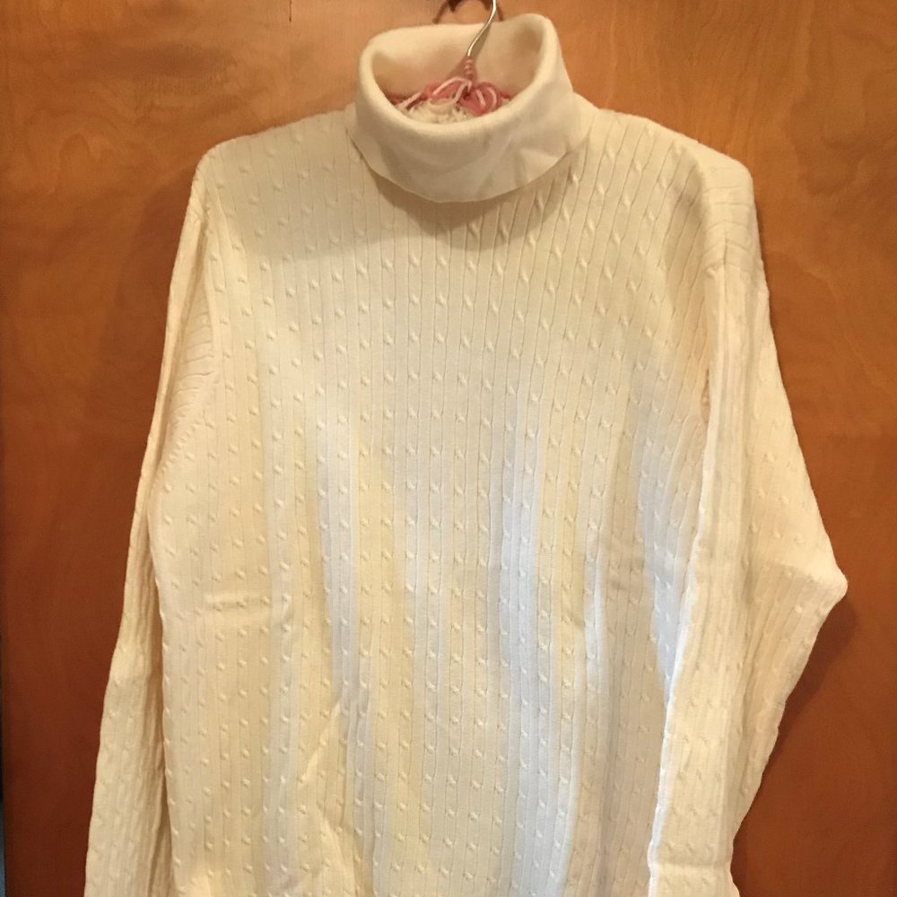 Lands' End Woman's T neck